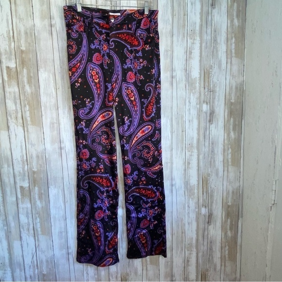 WeWoreWhat Purple/Black Paisley Flare Ankle Pants - Picture 2 of 9